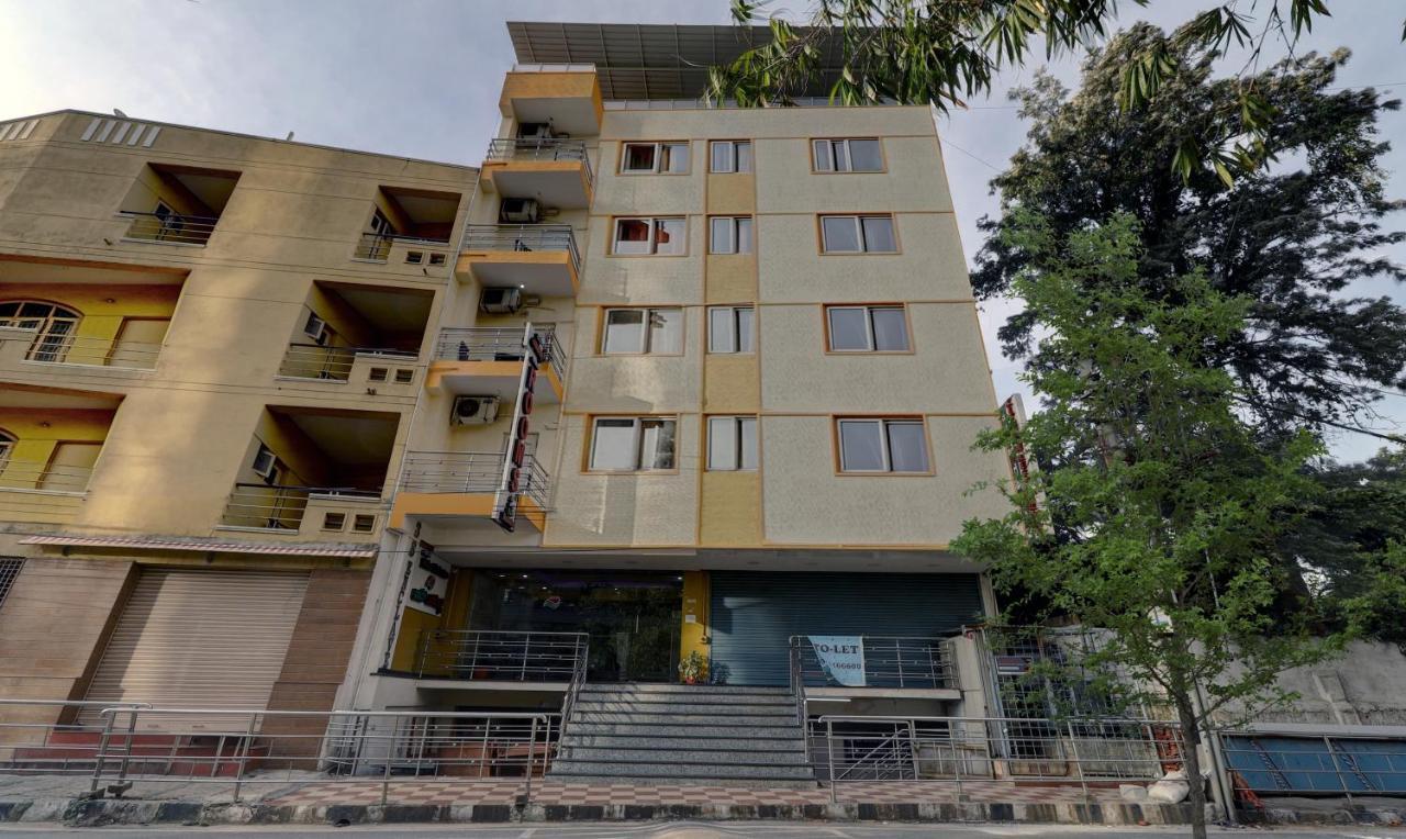 Itsy By Treebo - Palm Emirates Hotel Bangalore Bagian luar foto