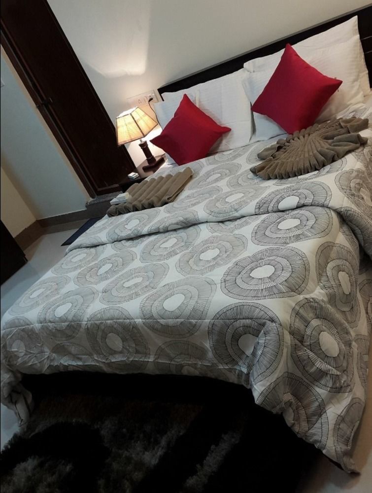 Itsy By Treebo - Palm Emirates Hotel Bangalore Bagian luar foto