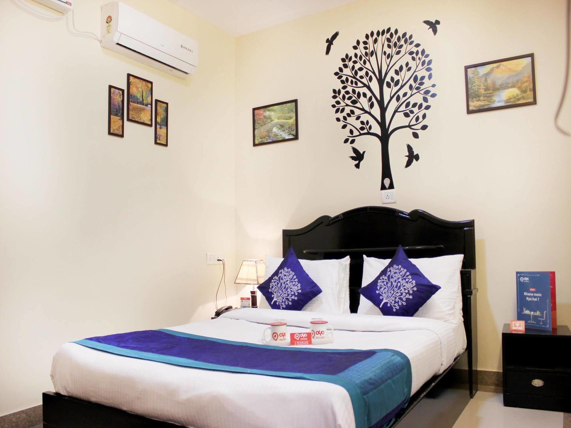 Itsy By Treebo - Palm Emirates Hotel Bangalore Bagian luar foto